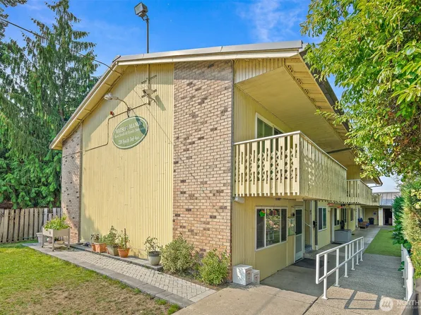 739 3rd Avenue S, Kent, WA 98032