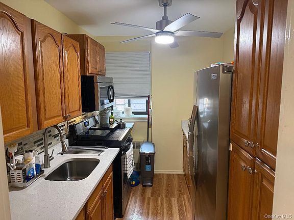 3rd image of 87-15 204th Street #B51