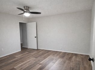 1833 Pelican Dr N #1, Azle, TX 76020