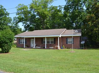 1005 Golfview Dr, Waycross, GA 31501