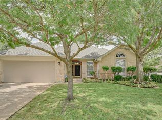 2017 Nugent Dr, Mansfield, TX 76063