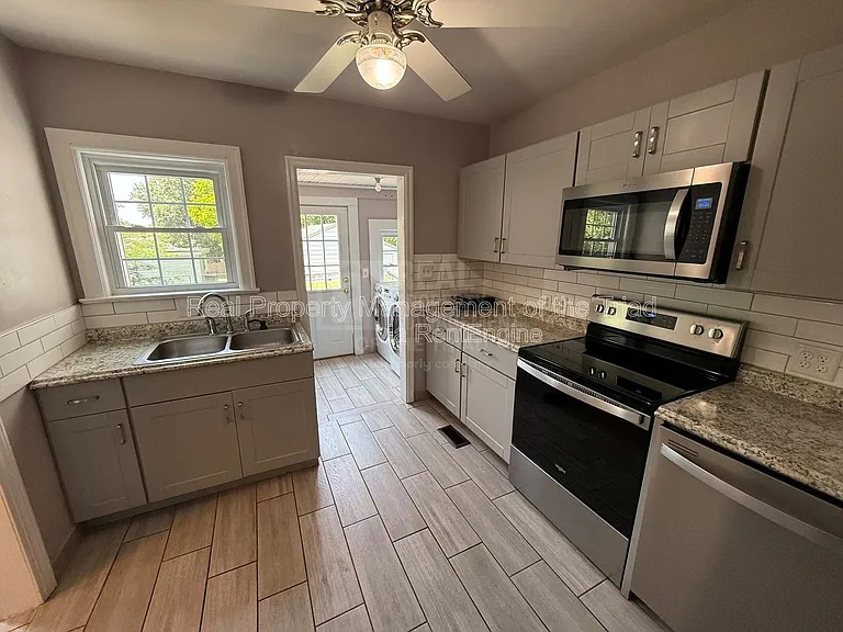 1003 W Wendover Ave — Photo 6