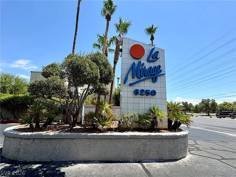 6250 W Flamingo Rd #48 — Photo 31