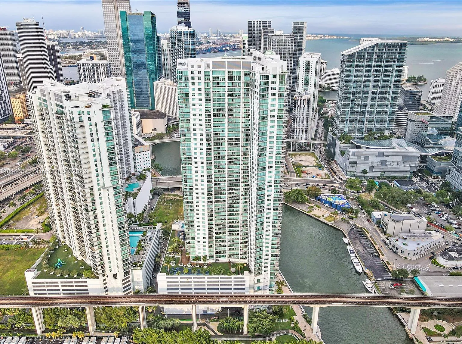 1 bed, 764 sqft, $2,800 — Photo 4