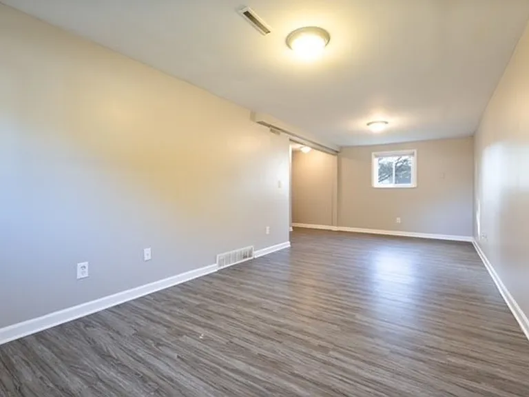 2859 Falcon Bridge Dr — Photo 4