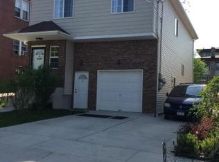 76 Grandview Ave, Staten Island, NY 10303