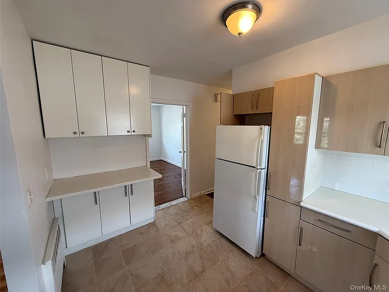 107 Gibson Blvd — Photo 3