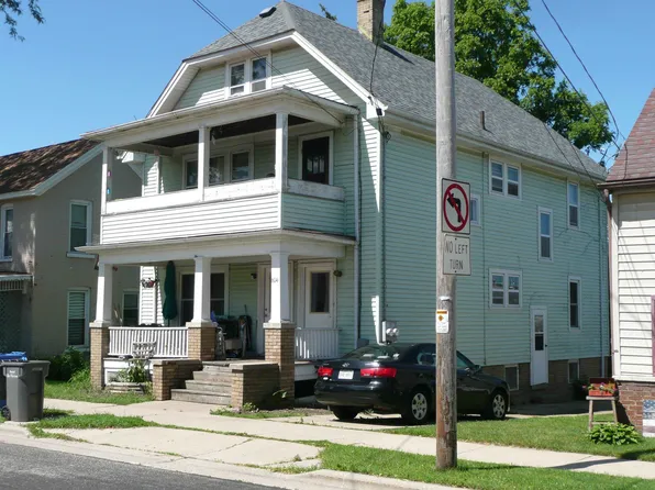 604 N 2nd St, Watertown, WI 53098