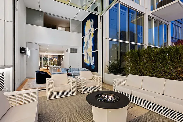 Rented by Nest Seekers International | media 26