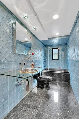 Sold by Compass | media 5