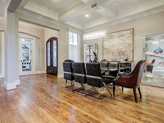 5th image of 1303 Westview Garden Ct