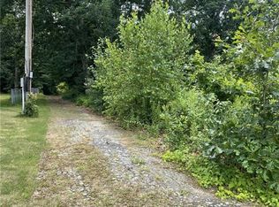 18 Oconnell Rd, East Haddam, CT 06423