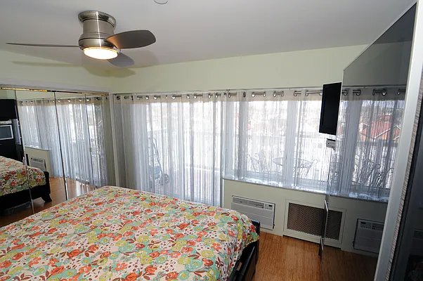 Sold by Ilite Realty Inc | media 25