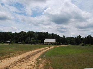 1129 Cal Steens Rd, Steens, MS 39766