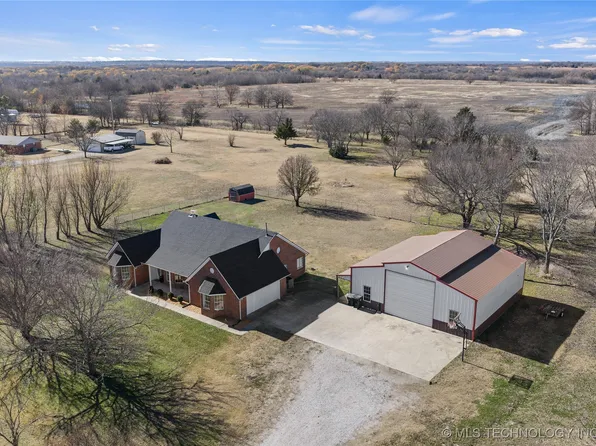 282 Country Estate Dr, Springer, OK 73458