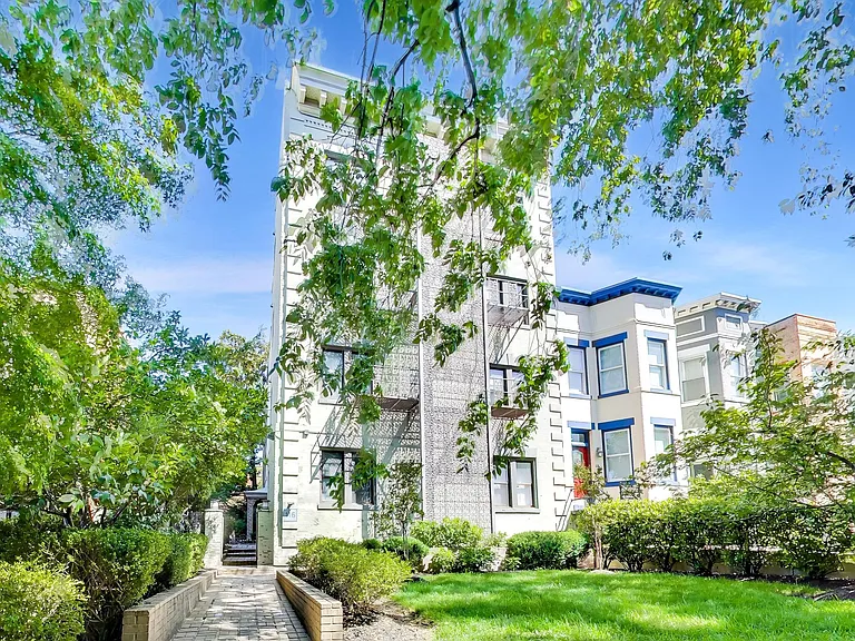116 N Carolina Ave SE #302 — Photo 4