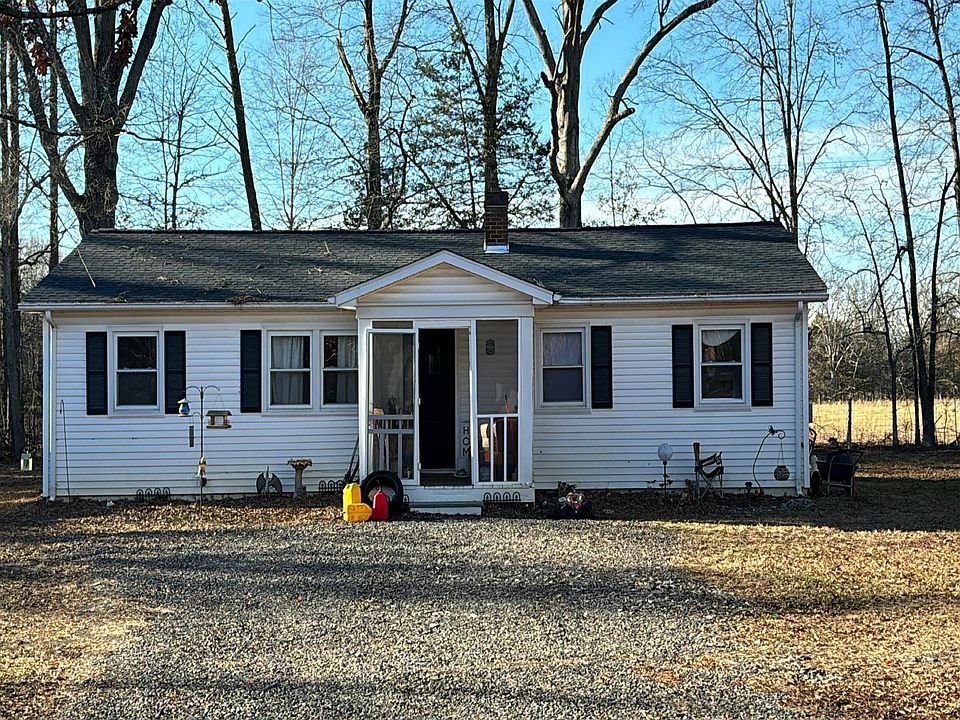 1st image of 21524 Blackjack Rd