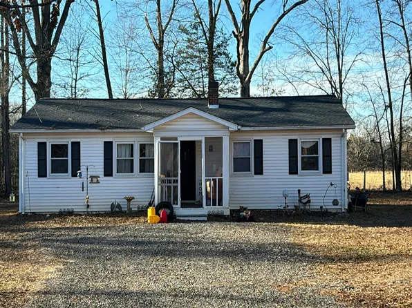 21524 Blackjack Rd, Culpeper, VA 22701