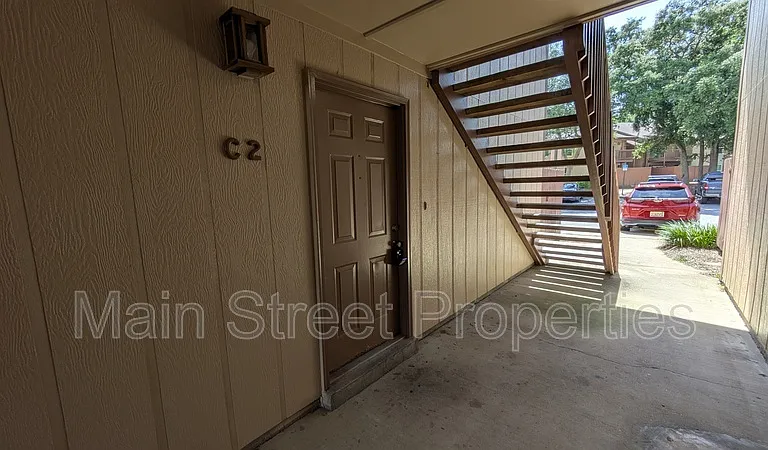 2303 W Michigan Ave #C2 — Photo 2