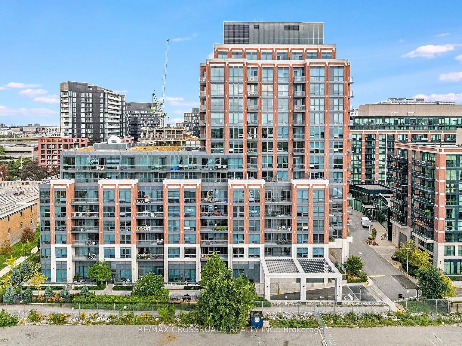 Southside Condos — Photo 1