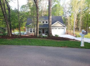 9055 Fantasy Rd, Lewisville, NC 27023