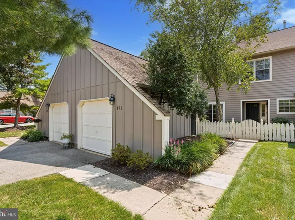 171 Orchard Ct, Blue Bell, PA 19422