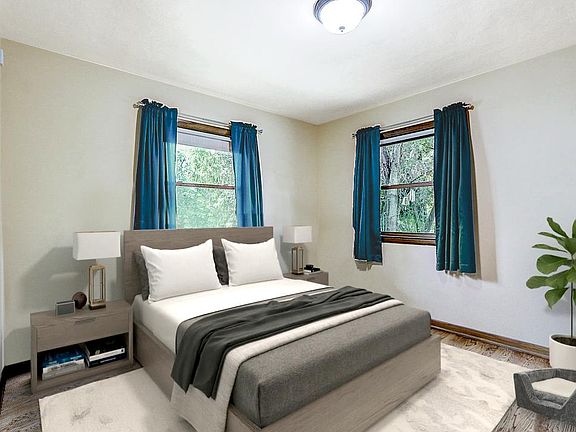 5th image of 10226 W Nash St