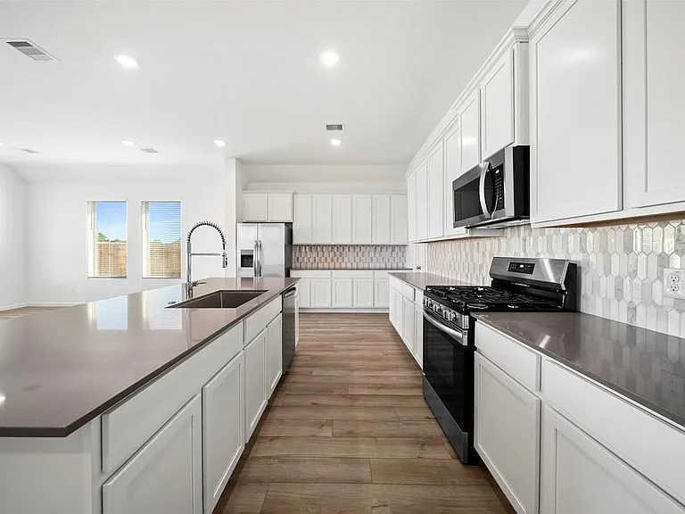 2515 Olivine Stone Dr — Photo 7