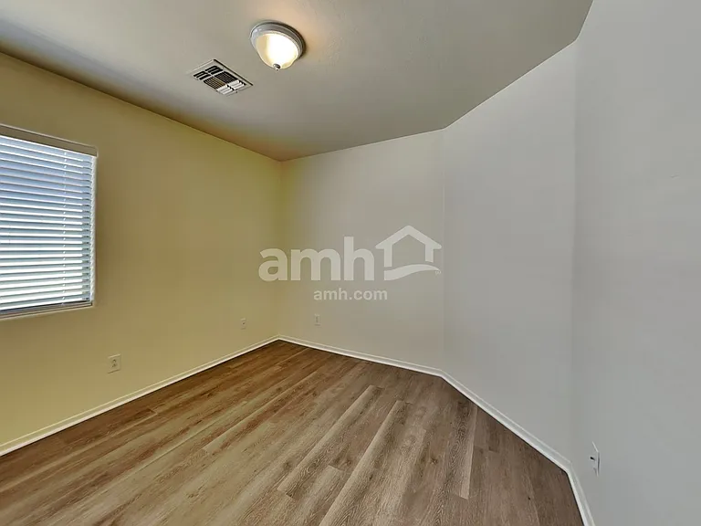 11837 W Flanagan St — Photo 11
