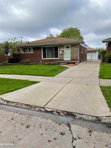 24515 Willowby Ave, Eastpointe, MI, 48021