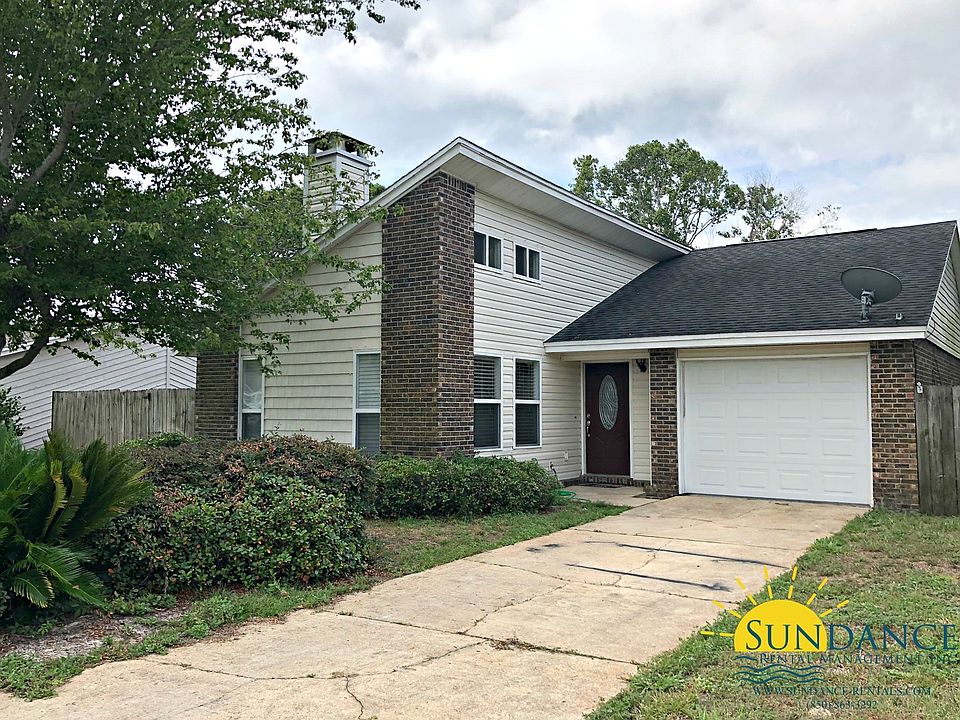1st image of 1215 Quail Wood Dr