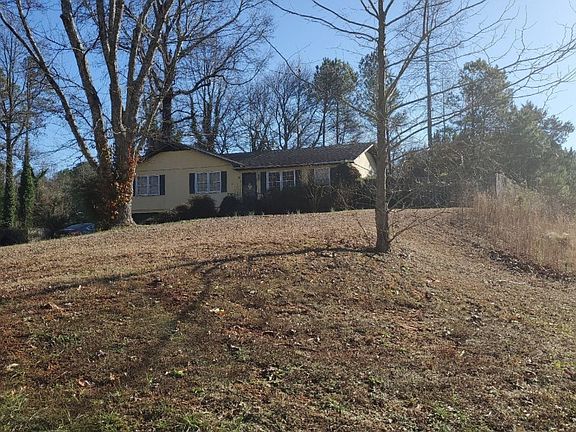2nd image of 102 Creek Hollow Dr