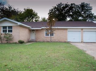 422 Ridgeway St, Clyde, TX 79510