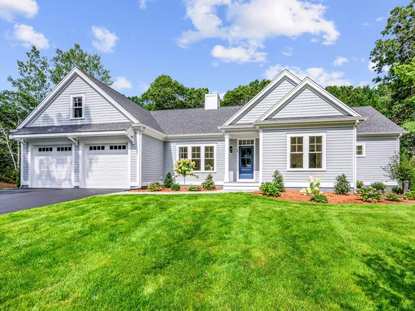 28 Country Farm Road, Forestdale, MA 02644