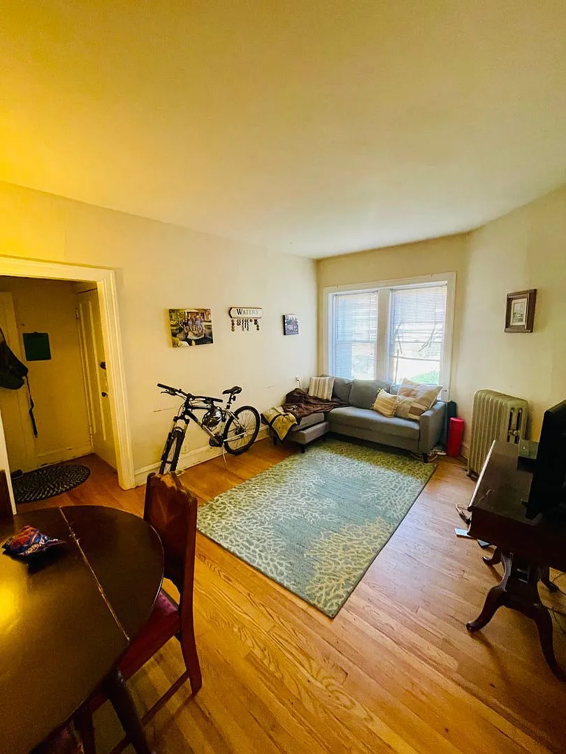 Building Photo - TLC Touhy LLC
