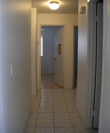 5th image of 22790 Wimpole St