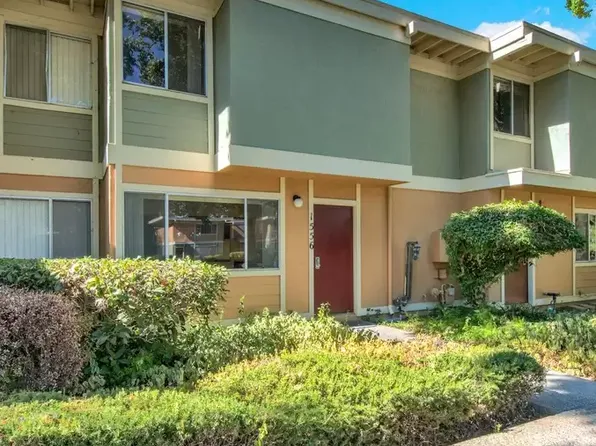 1556 Drake Dr, Davis, CA 95616