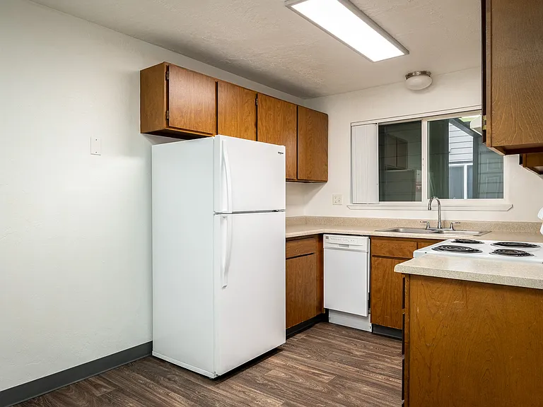Broadway Center | Kitchen