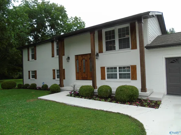 105 Strong Cir SE, Huntsville, AL 35802