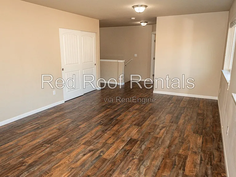1441 Farina Loop SE — Photo 26