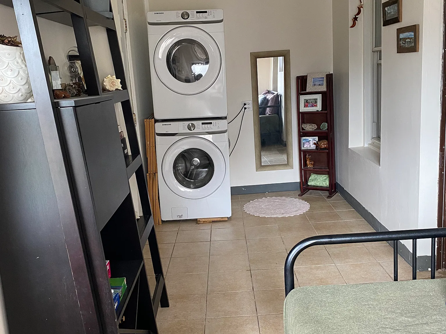 3 bed, 1500 sqft, $2,200 — Photo 2