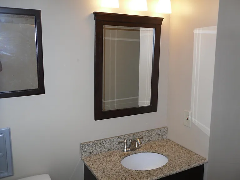 23961 Devoe Ave — Photo 10