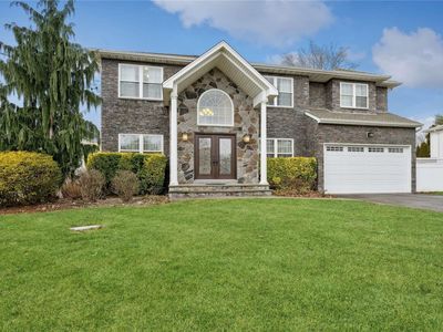 22 Burke Avenue, Jericho, NY, 11753