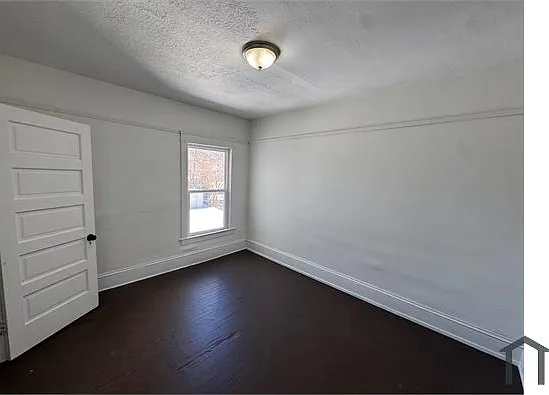 3300 W 98th St #3 — Photo 9