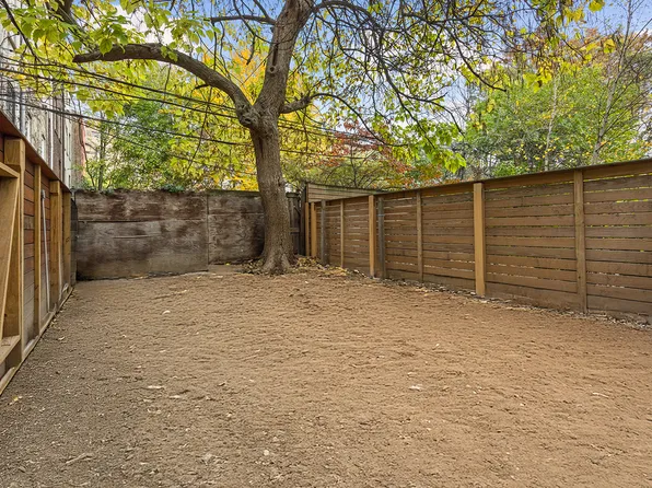 277 Jefferson Avenue image 8 of 15