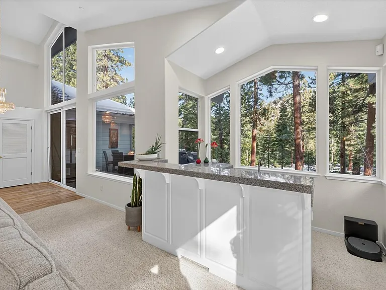 1264 Hidden Woods Dr — Photo 14