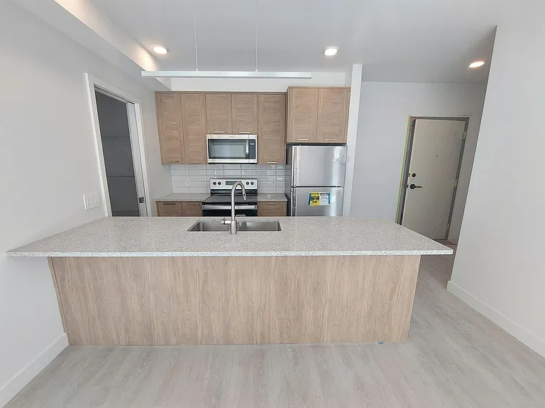 494 Goldstream Ave #513 — Photo 28