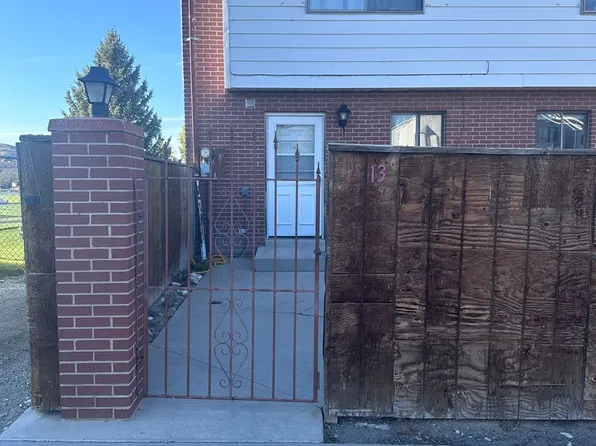 1750 Hitching Post Dr APT 13, Green River, WY 82935
