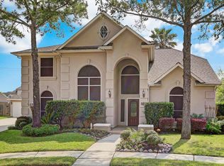 1011 Maple Run Dr, Spring, TX 77373