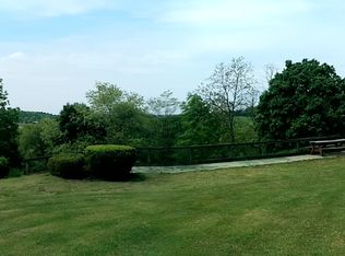 31 Spur Rd, Carlisle, PA 17013